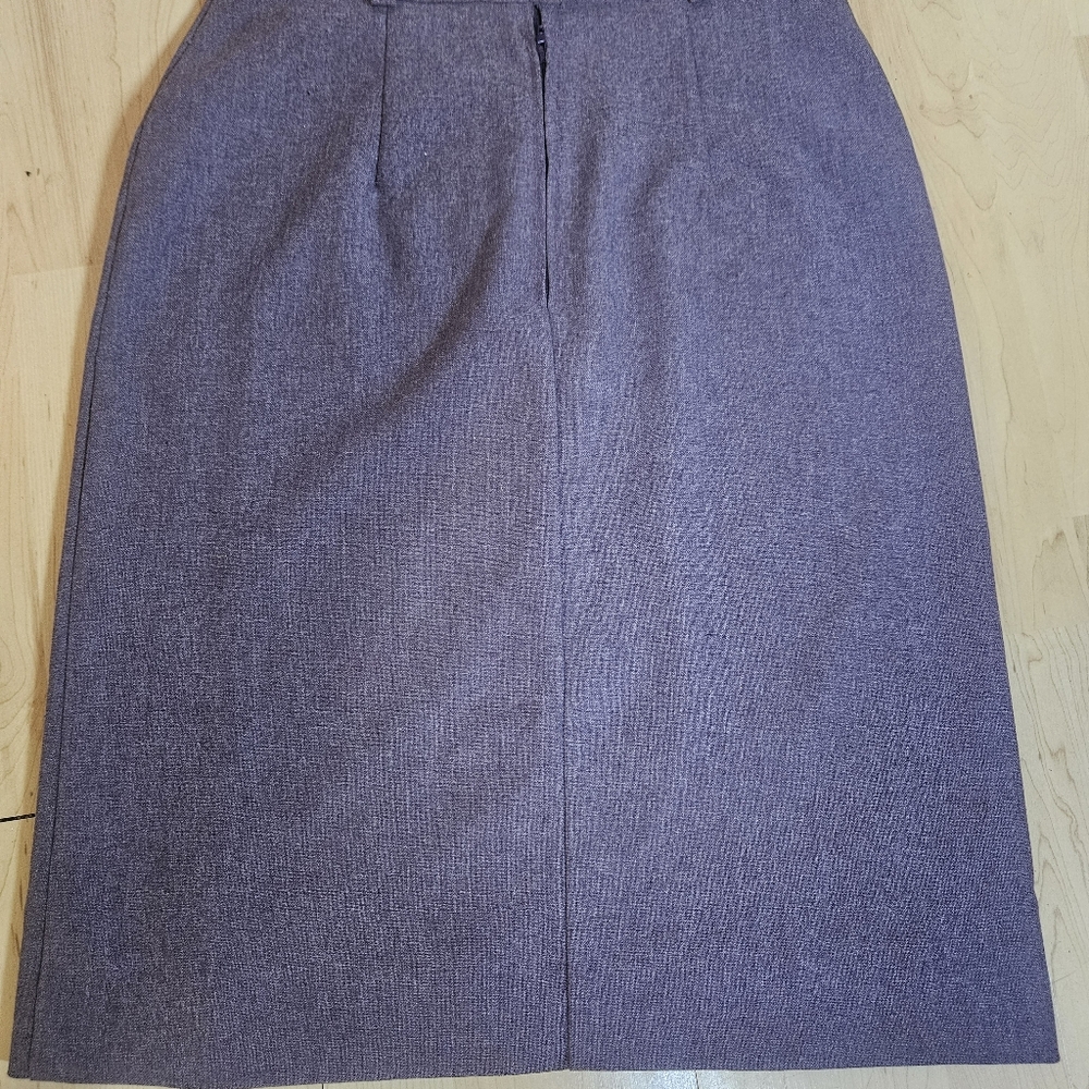 Elegant Gray Women's Skirt